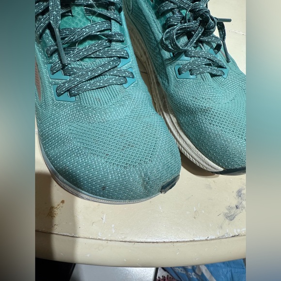 Women's Altra Escalante 3 Running Shoe - Picture 2 of 5